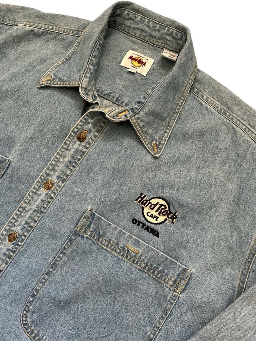 Vintage Hard Rock Cafe Ottawa Light Wash Denim Shirt
